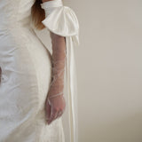 The Elizabeth Bow Glove